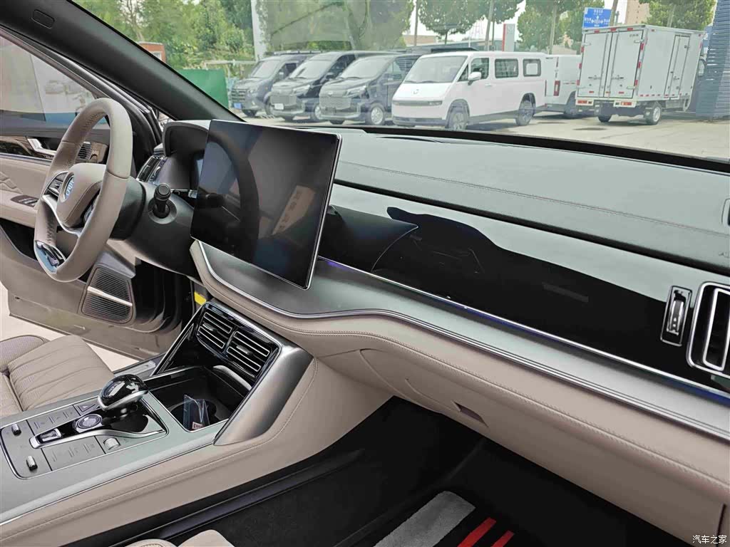 BYD Tang, 2024 10