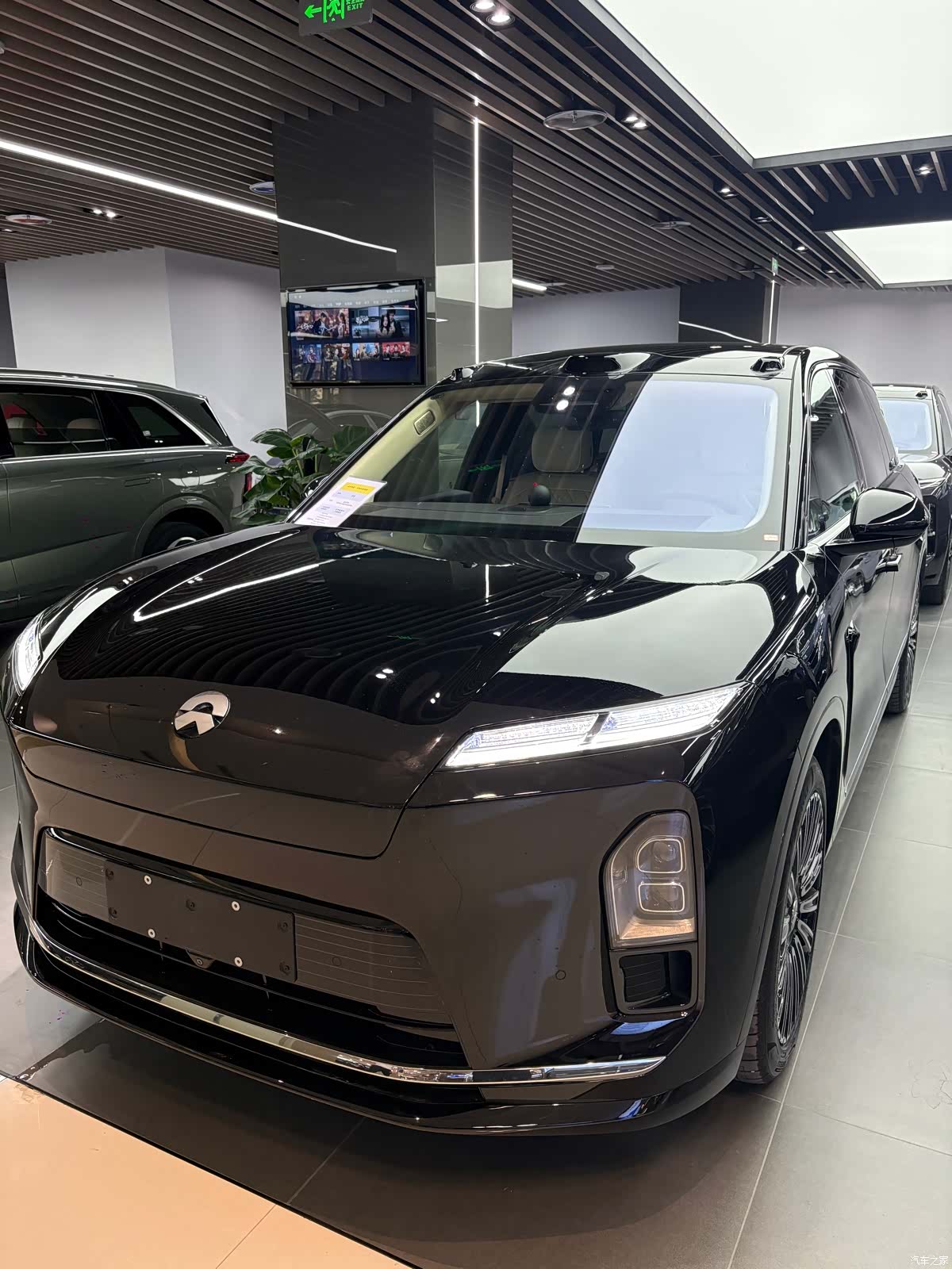NIO ES8, 2026 7