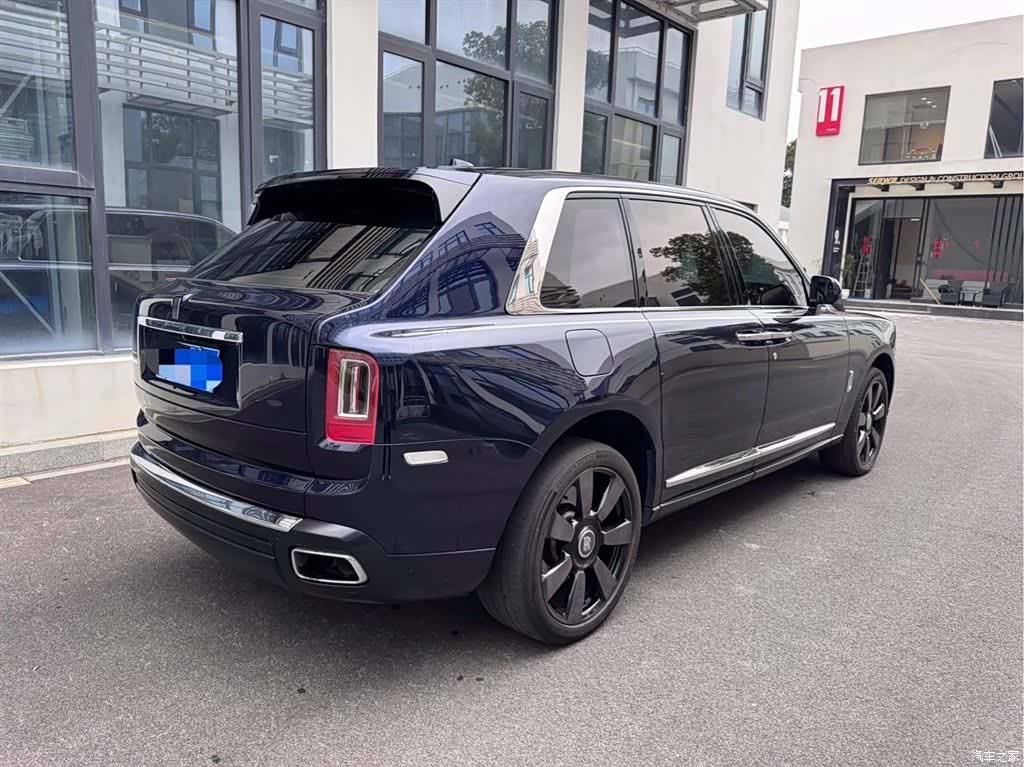 Rolls-Royce Cullinan, 2019 4