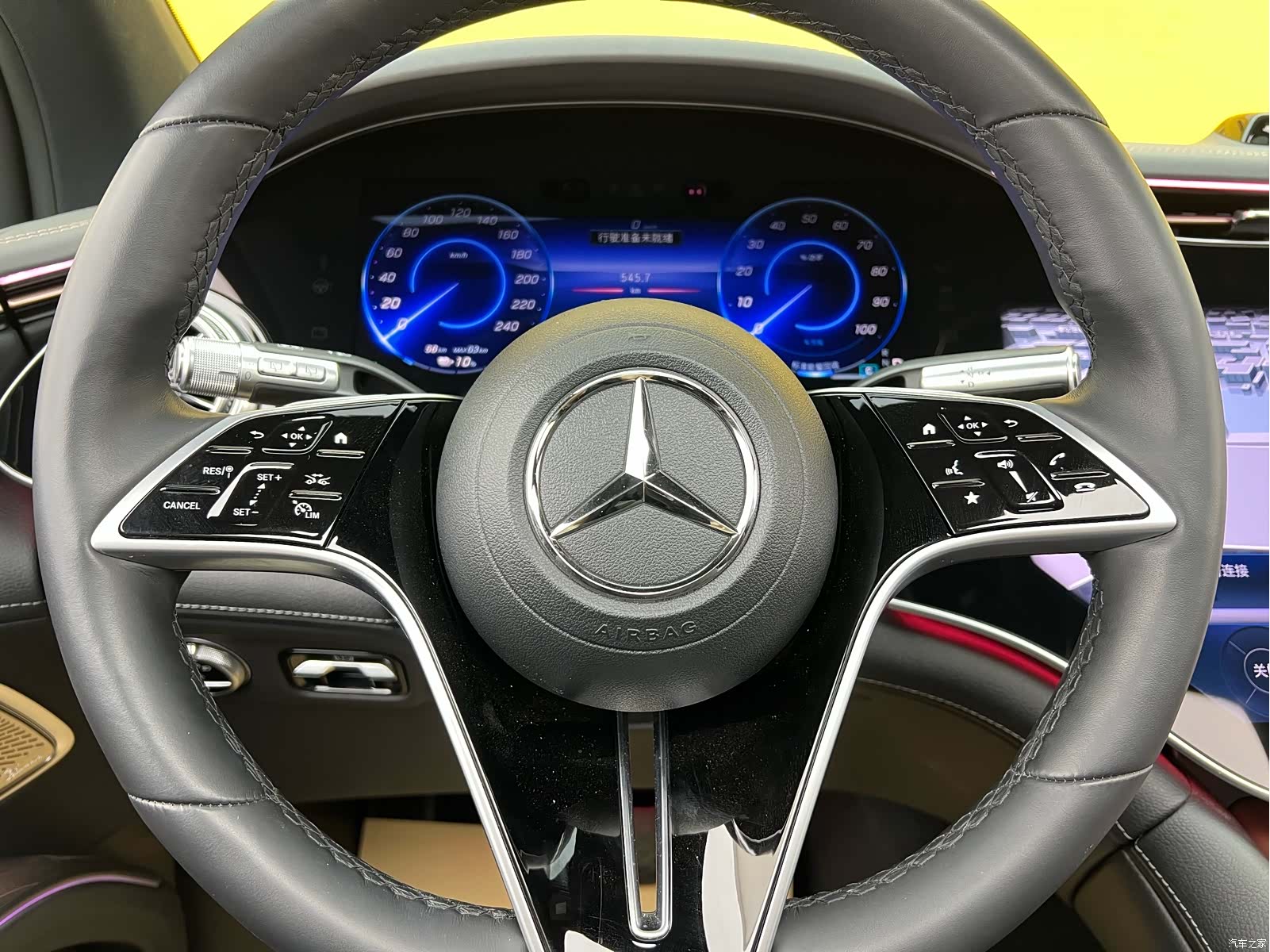 Mercedes-Benz EQS, 2025 13