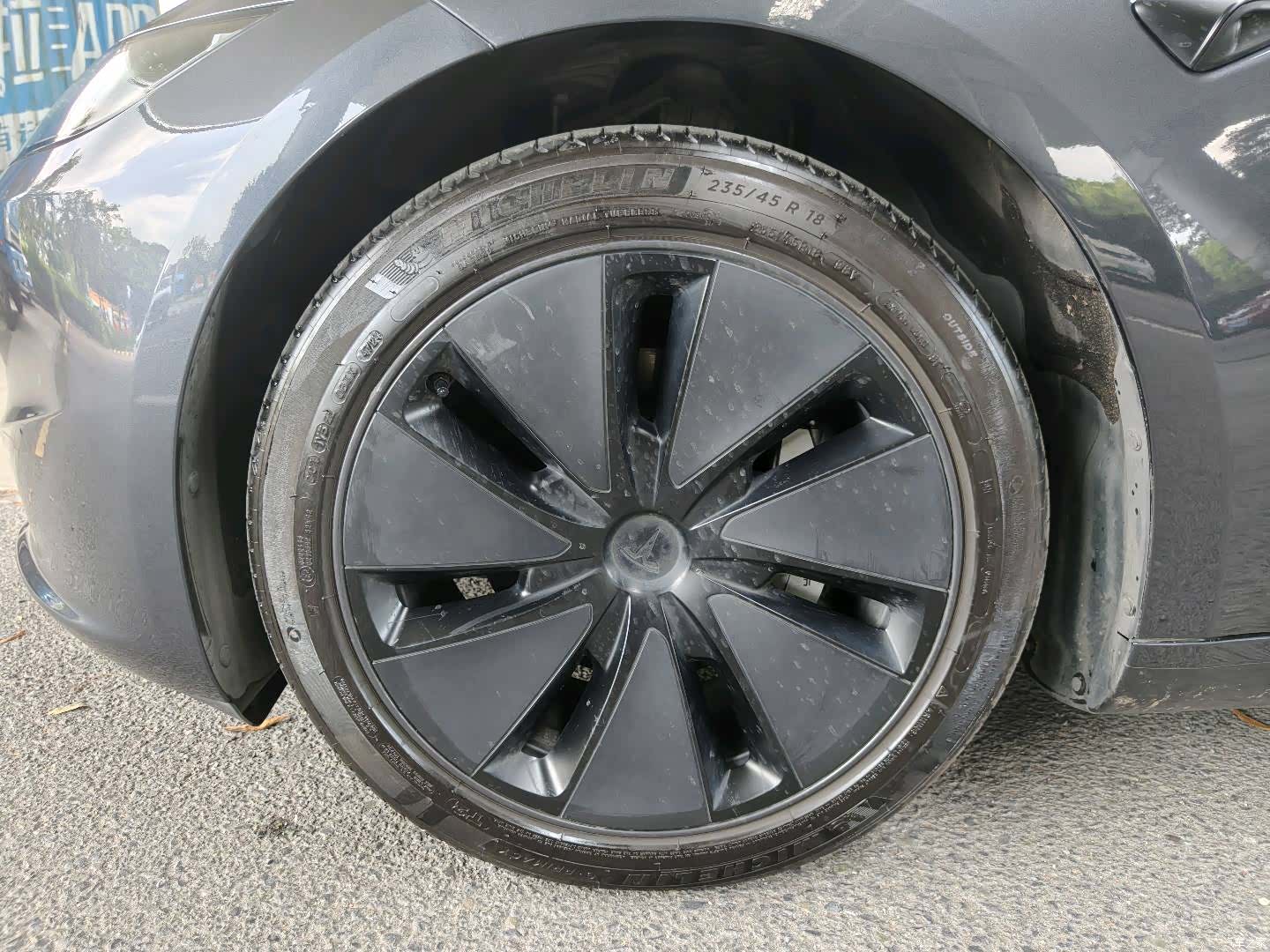 Tesla Model 3, 2025 12