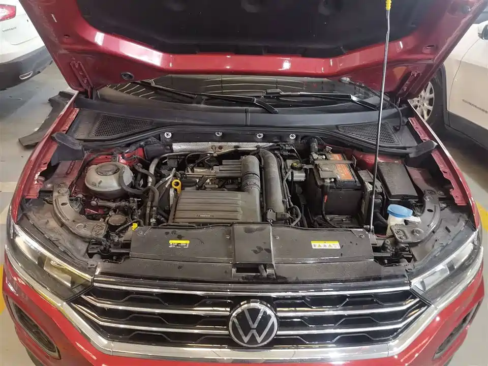 Volkswagen T-ROC exploring Songs Volkswagen T-ROC exploring Songs