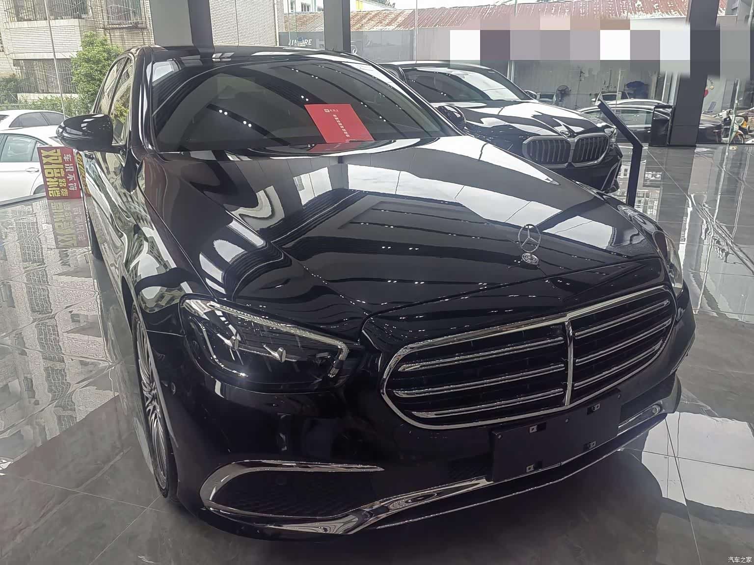Mercedes-Benz E-Class, 2022 3