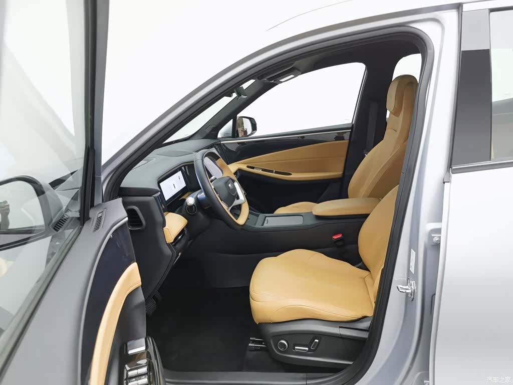 Geely Galaxy L7, 2024 10