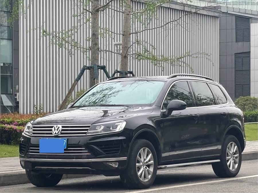 Volkswagen Touareg 2017, фото 1