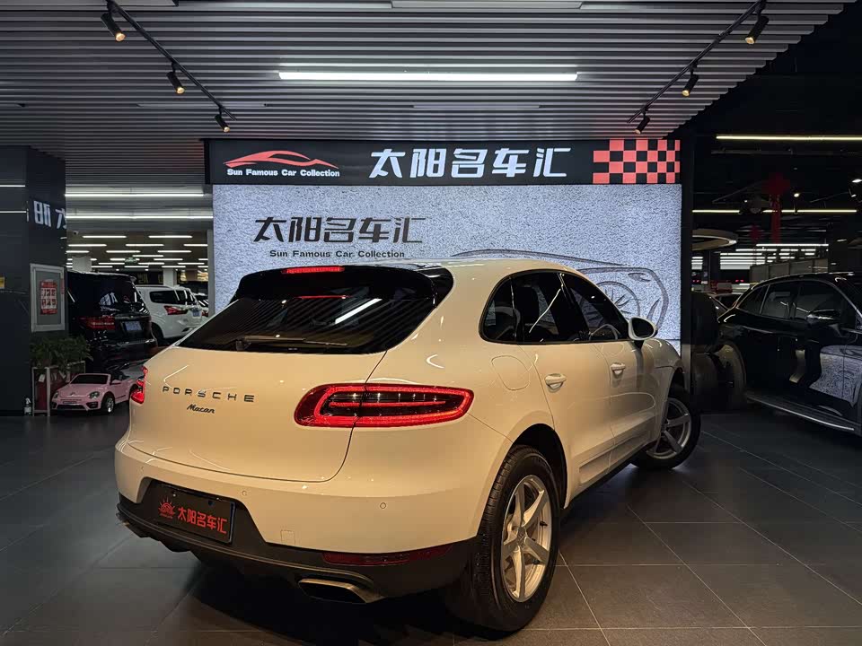 Porsche Macan Porsche Macan