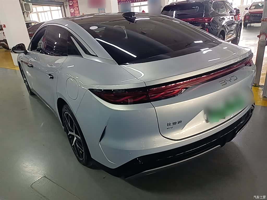 BYD Han, 2025 все фото