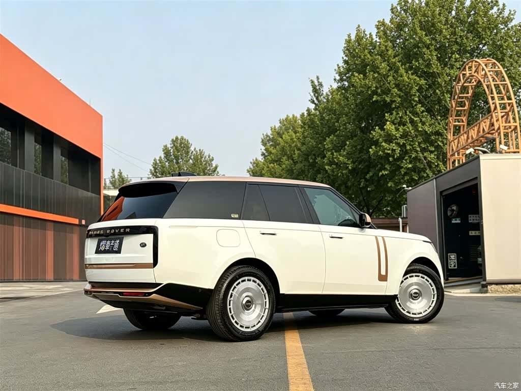 Land Rover Range Rover, 2024 3