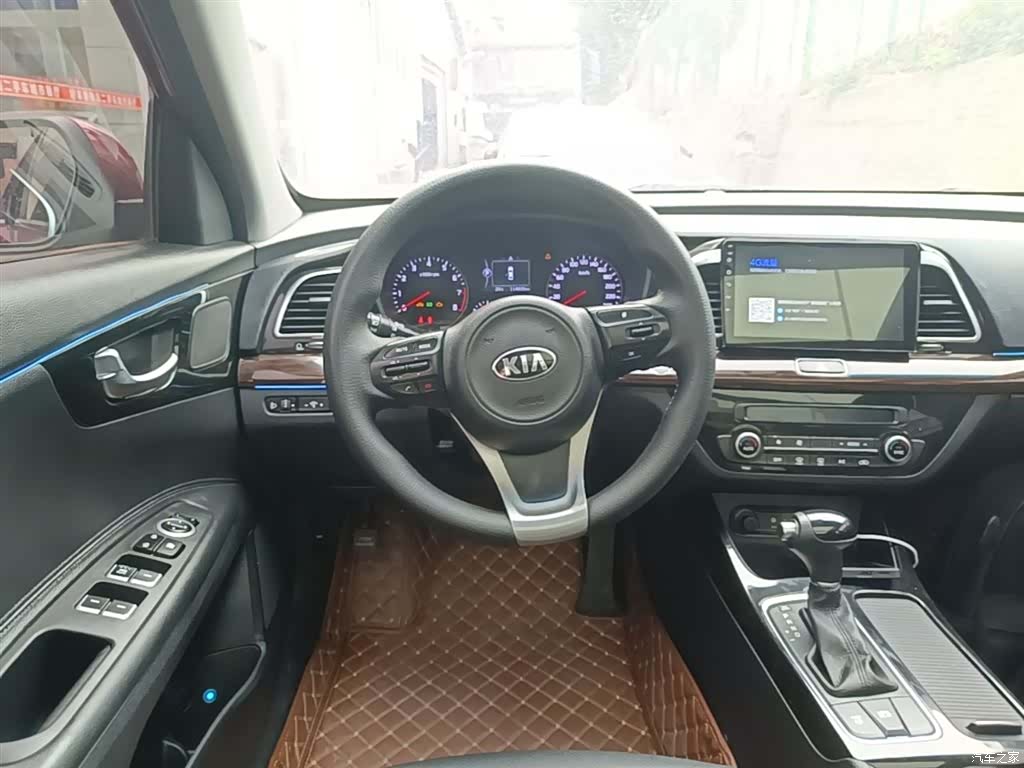 Kia K4, 2017 11