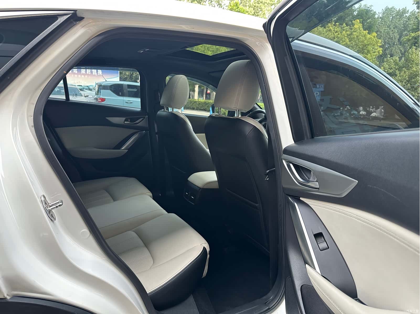 Mazda CX-4, 2016 14