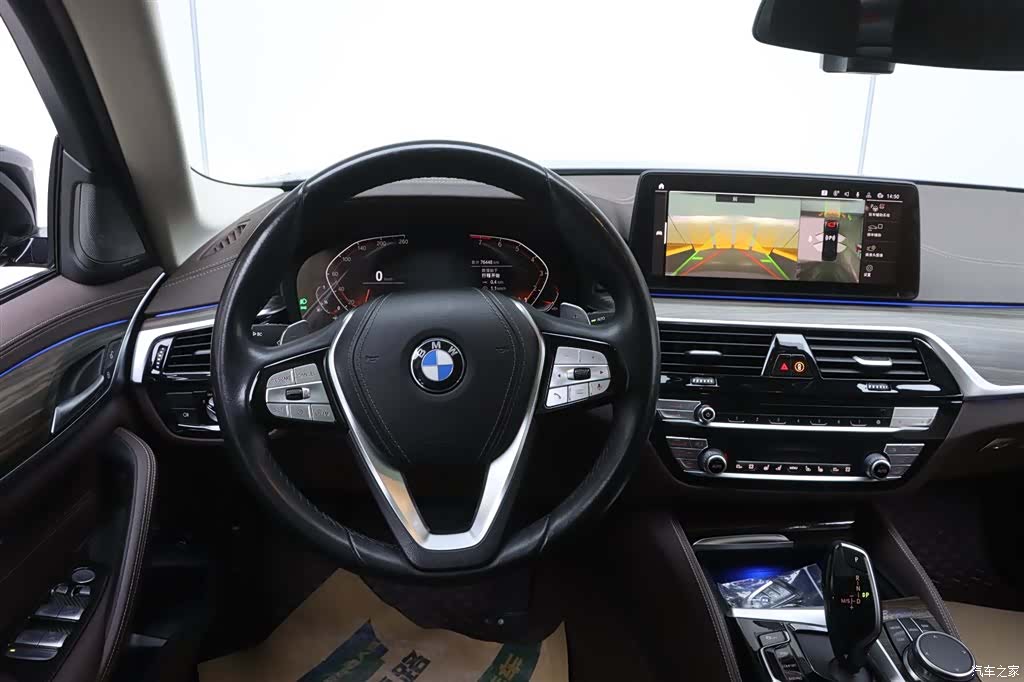 BMW 5 Series, 2022 29
