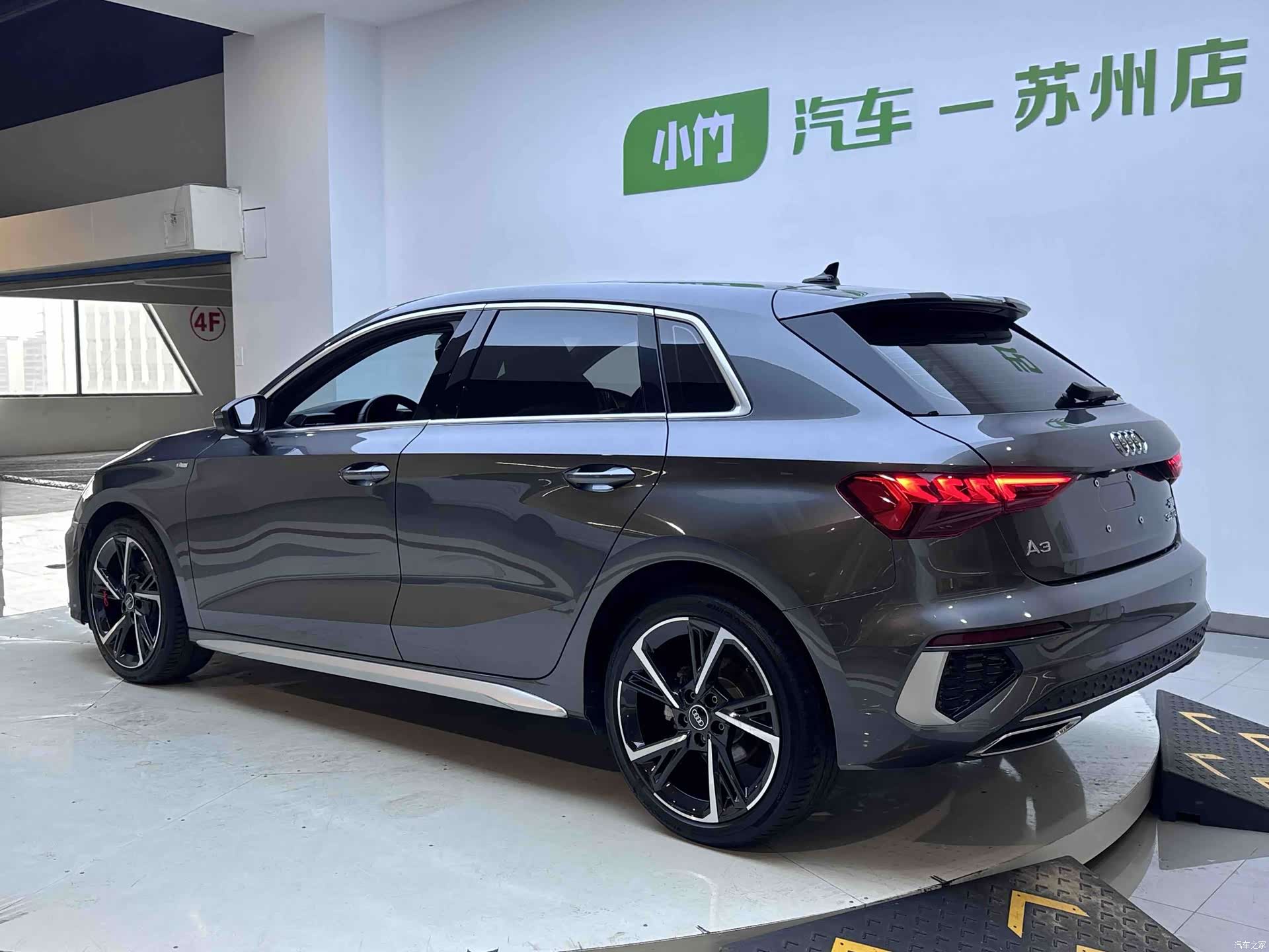 Audi A3, 2023 все фото