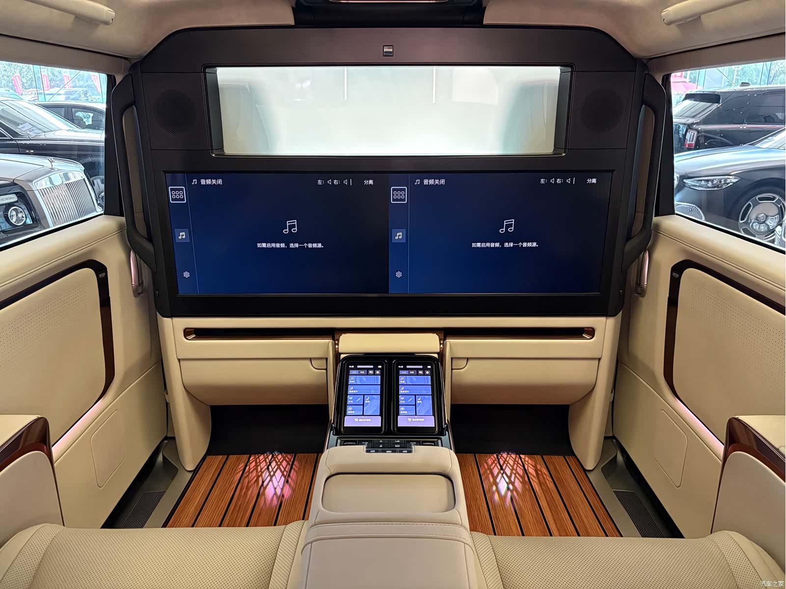 Lexus LM, 2026 22