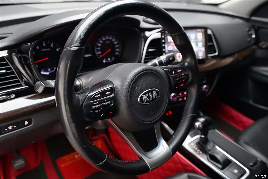 Kia K4, 2015 11