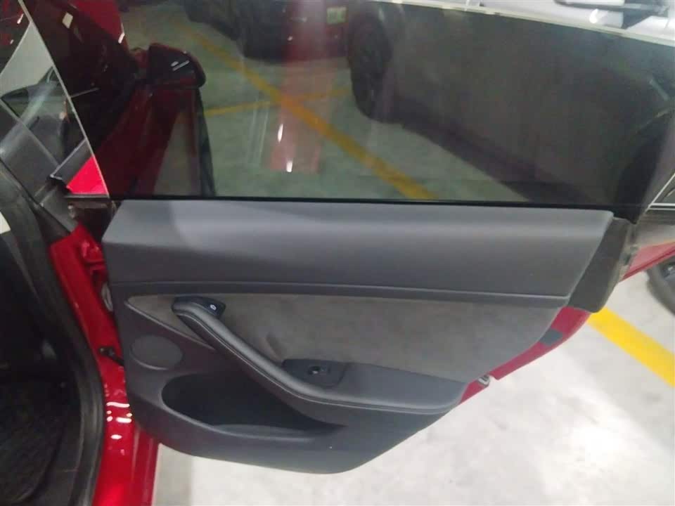 Tesla Model 3 Tesla Model 3