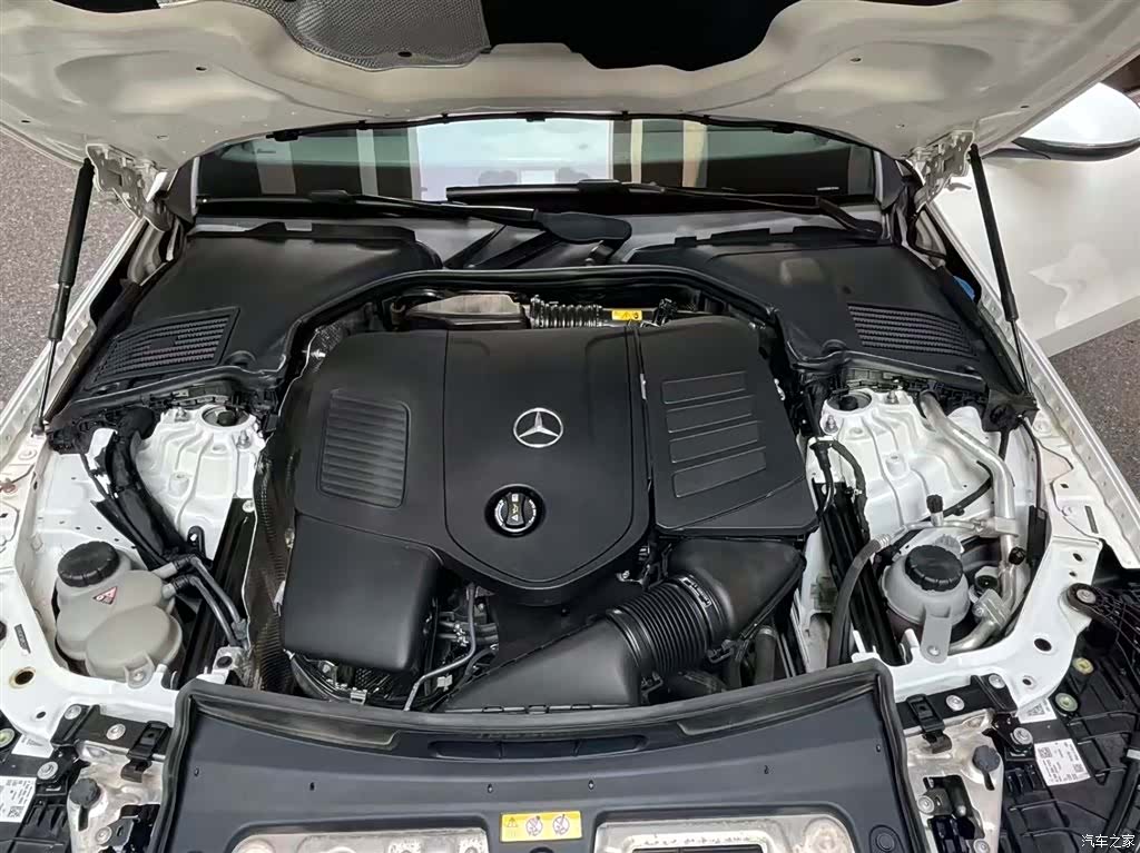 Mercedes-Benz C-Class, 2023 8
