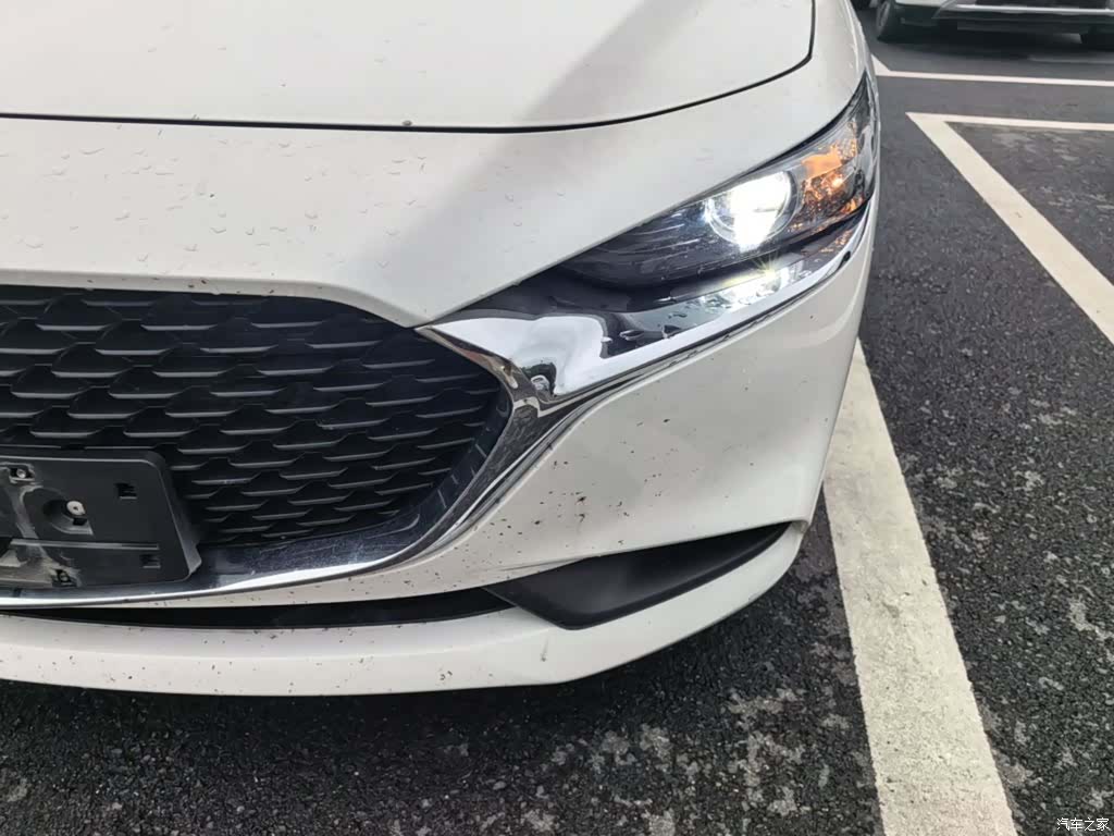 Mazda Mazda3, 2023 24