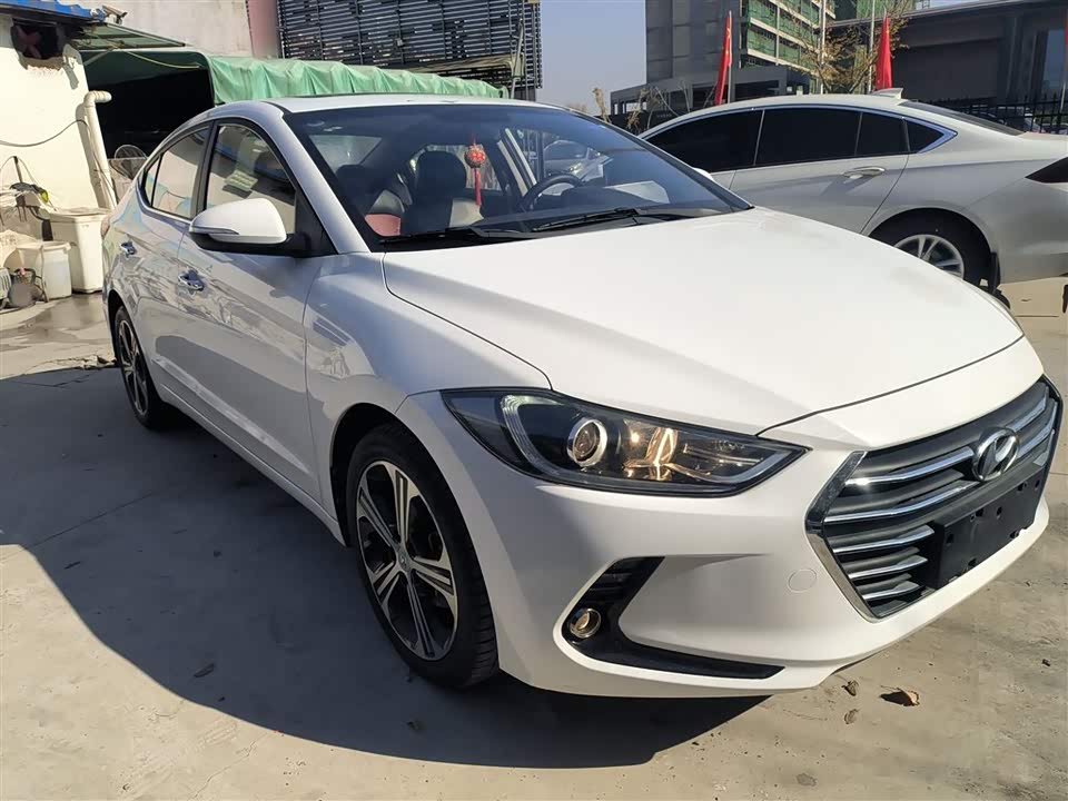 Hyundai Lead