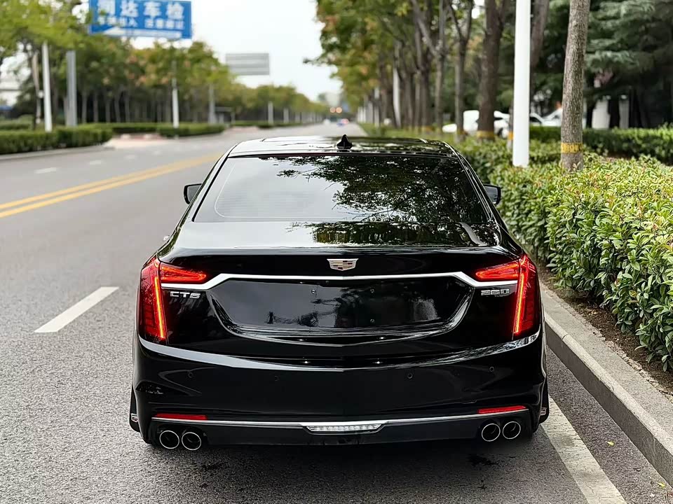 Cadillac CT6