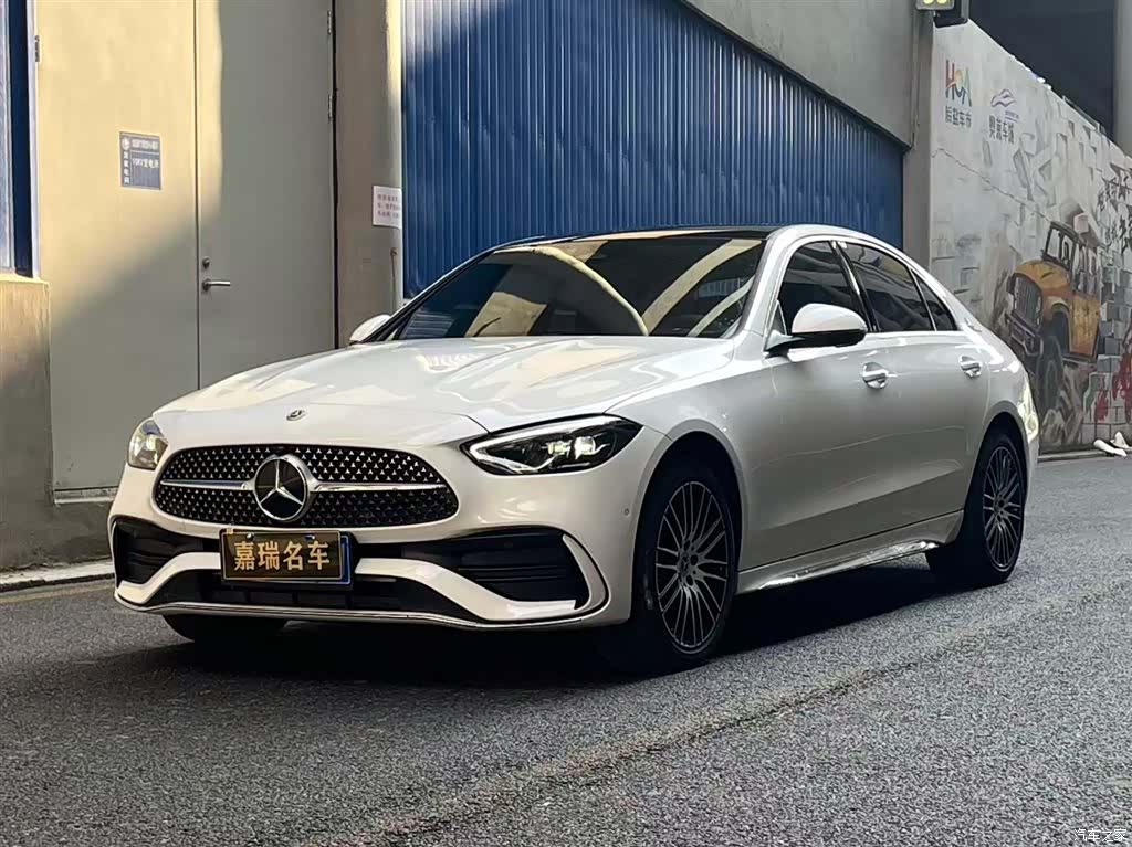 Mercedes-Benz C-Class, 2023 1