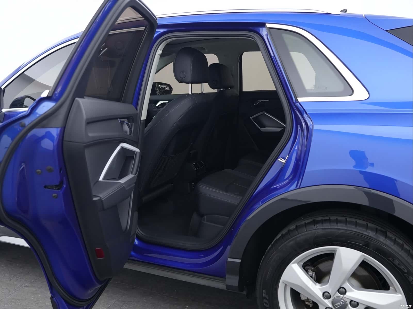 Audi Q3, 2020 10