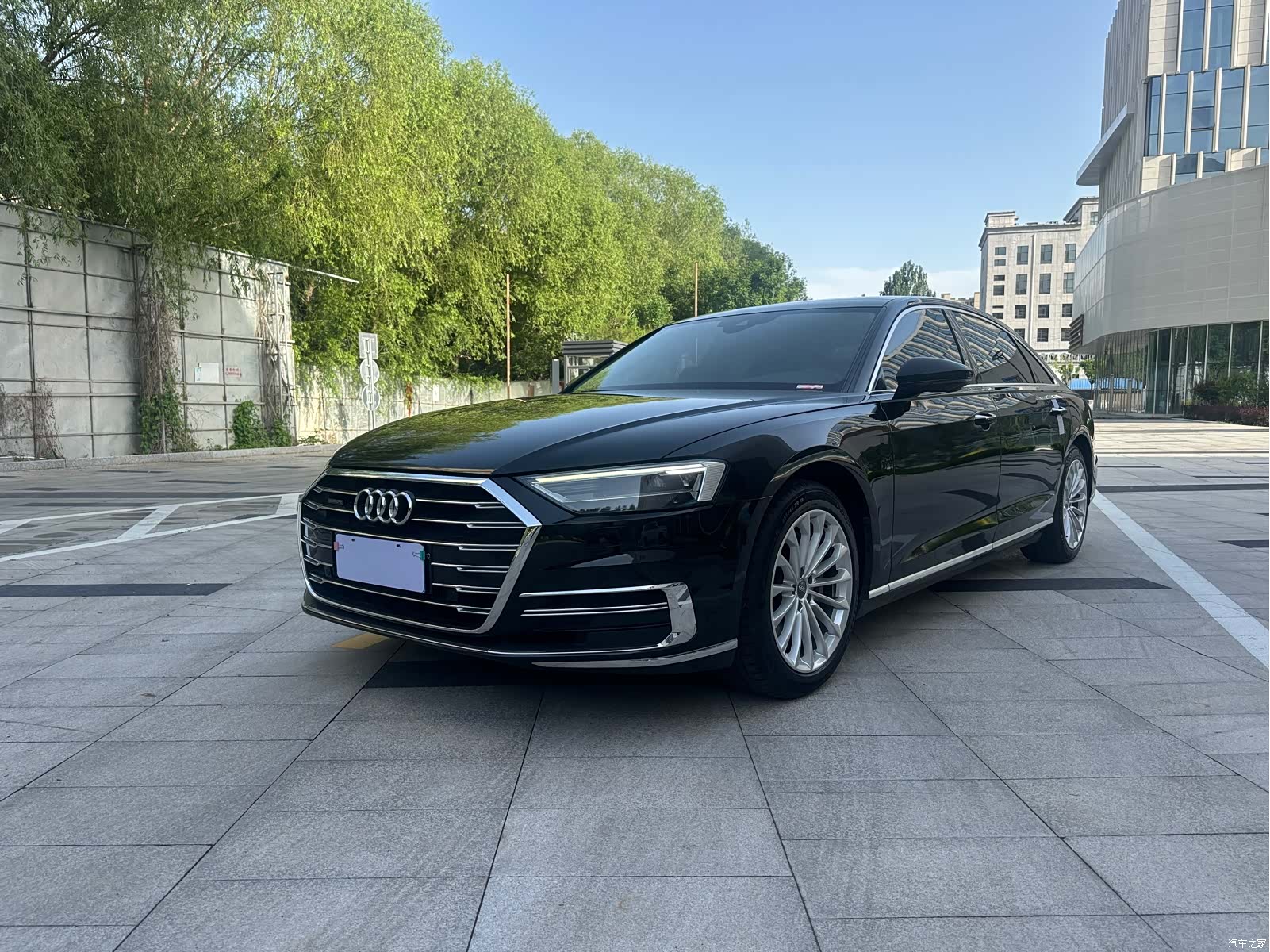 Audi A8L, 2020 1