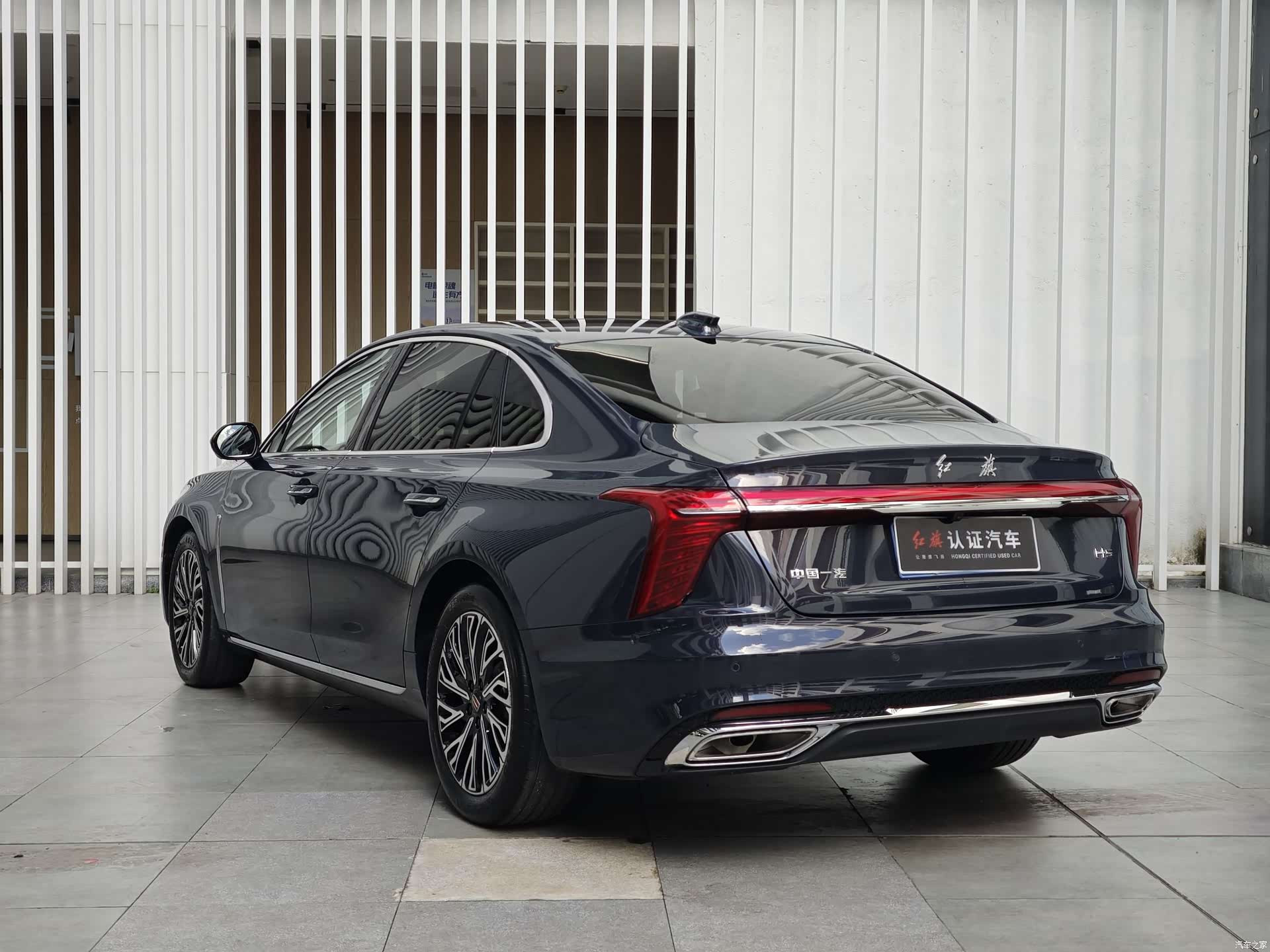 Hongqi H5, 2024 9