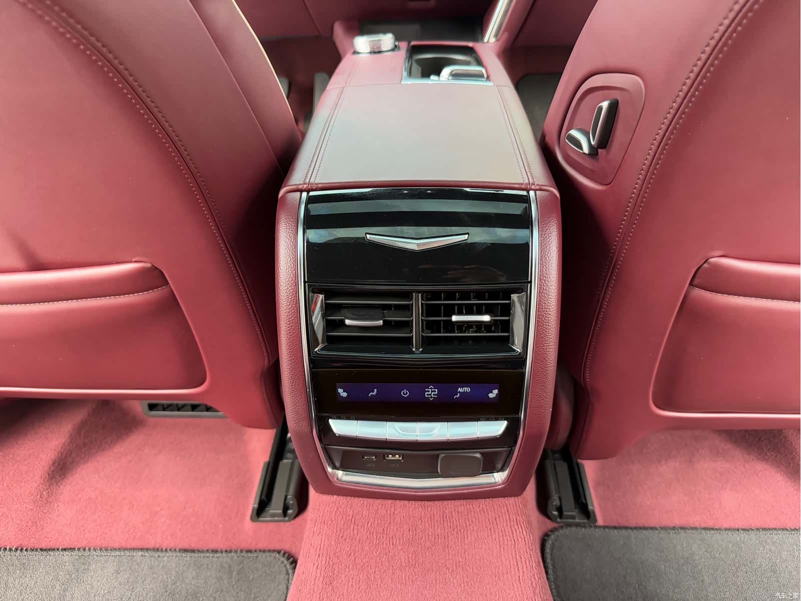 Cadillac CT6, 2024 28