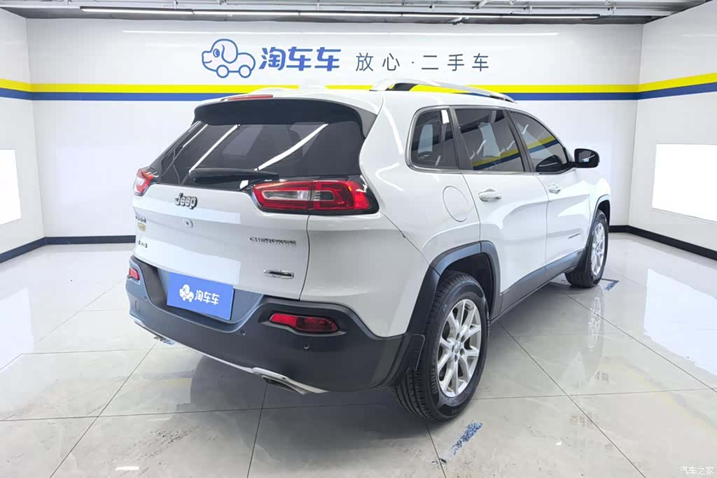 Jeep Cherokee, 2016 3