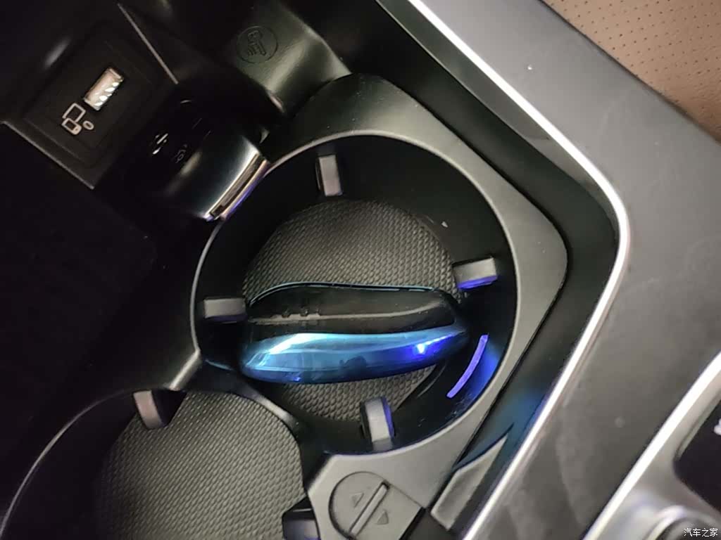 Mercedes-Benz E-Class, 2020 9