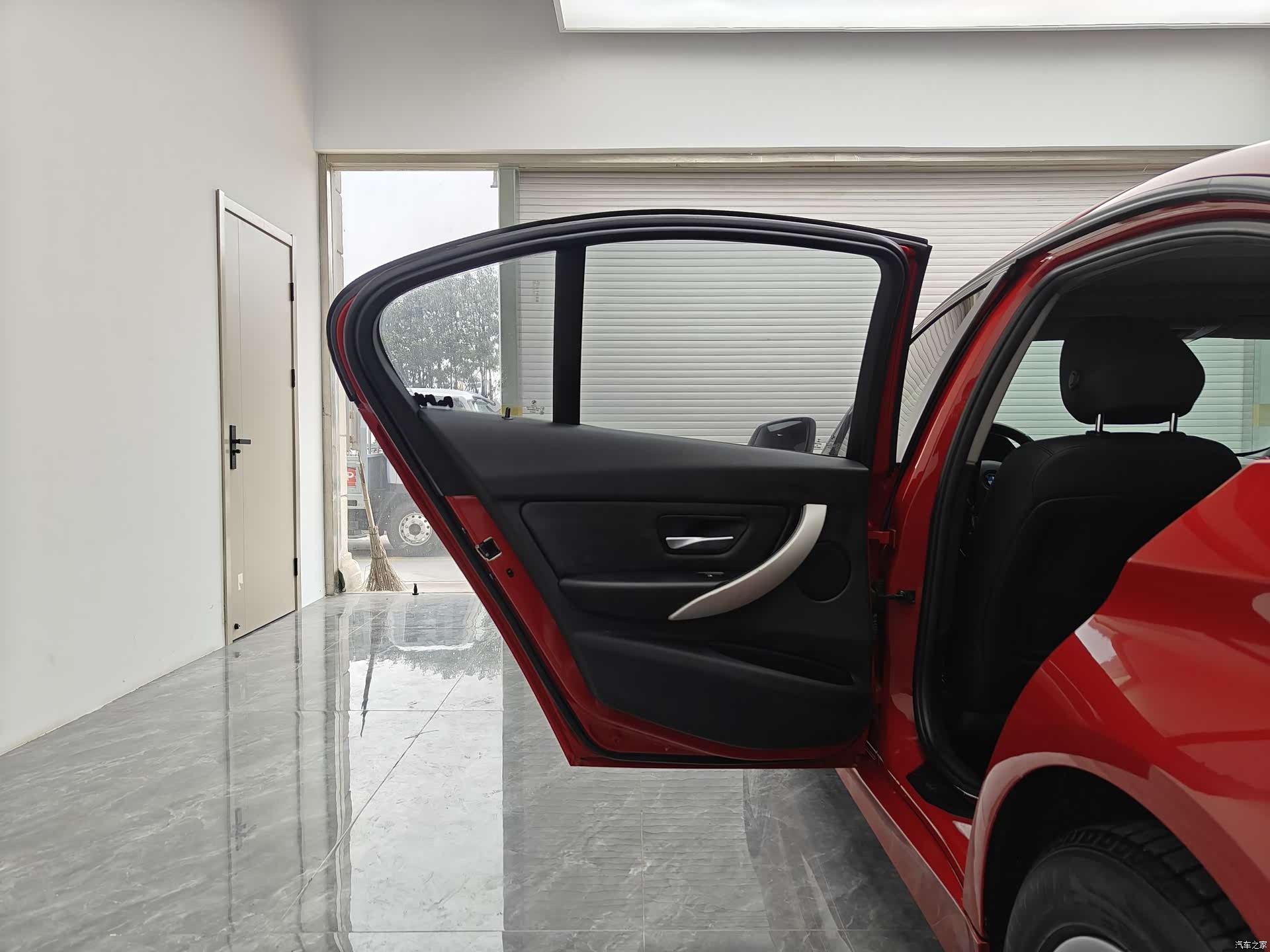 BMW 3 Series, 2015 10