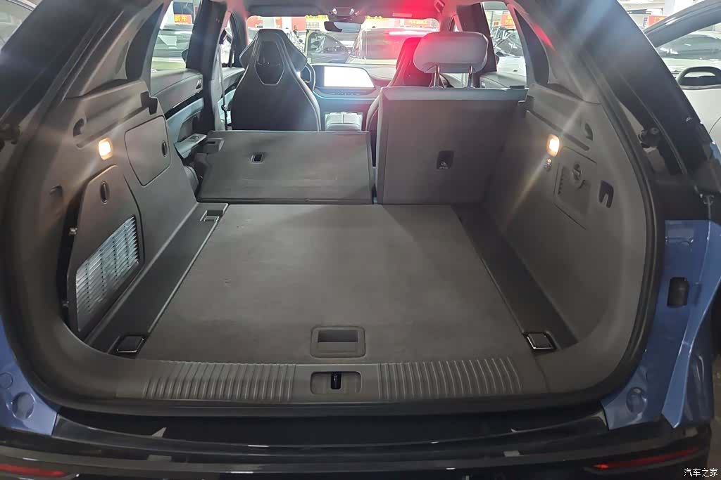 Hongqi 08, 2024 4