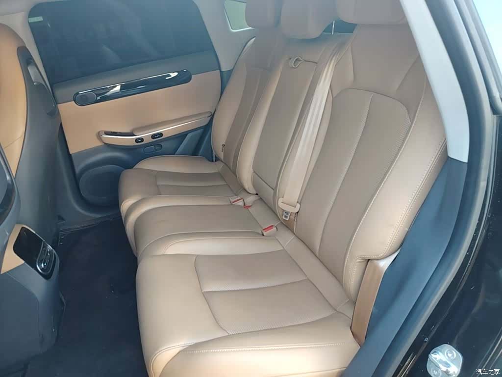 Leapmotor C01, 2025 17