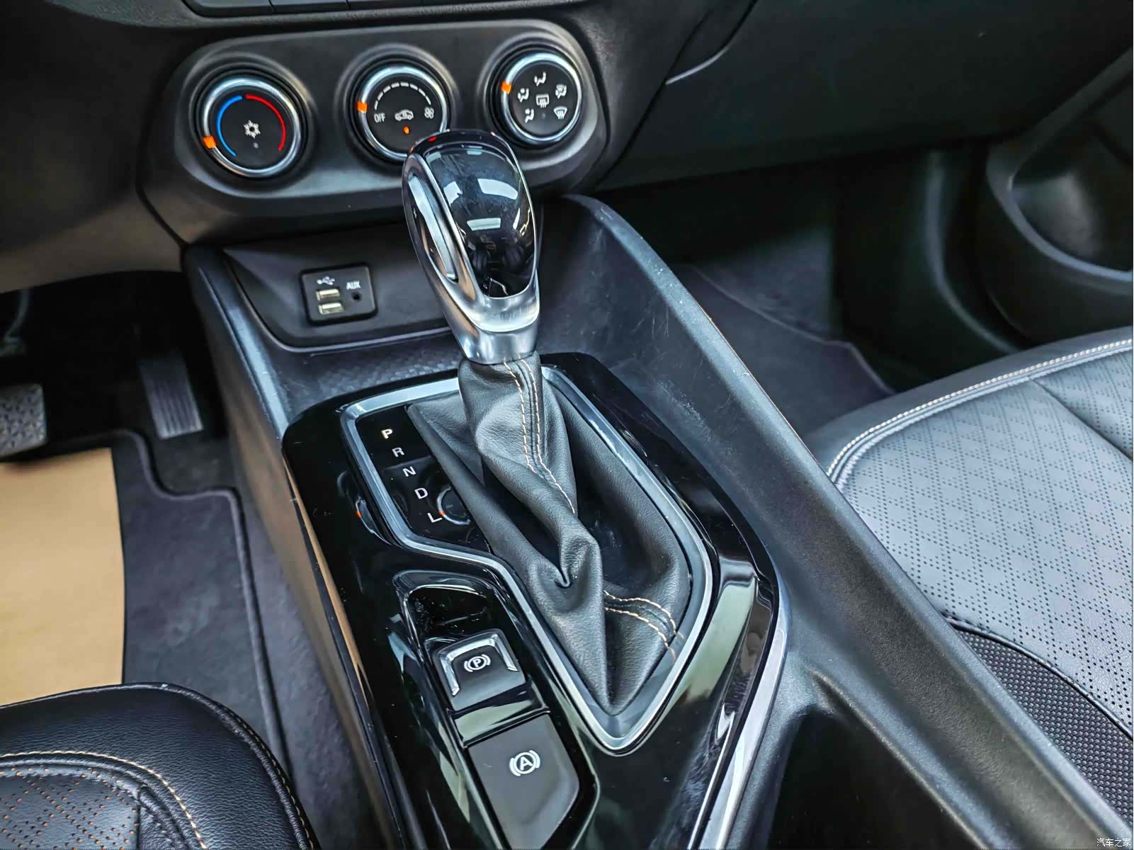 Buick Verano, 2022 13