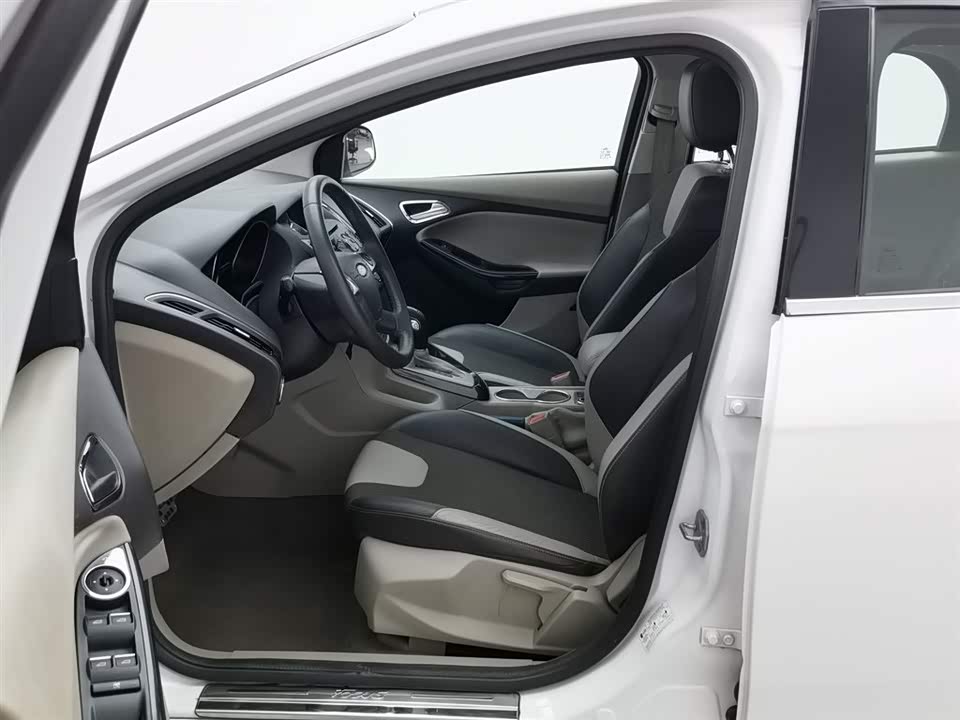 Ford Fox
