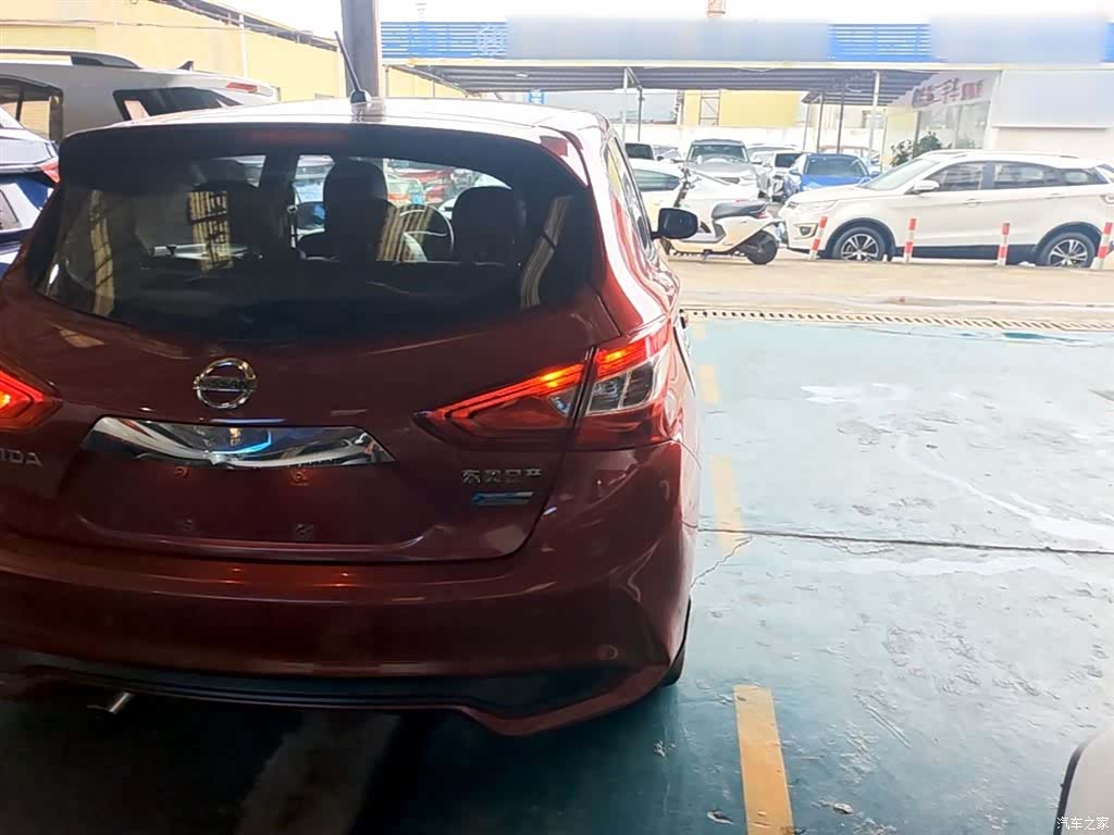 Nissan Tiida, 2017 8