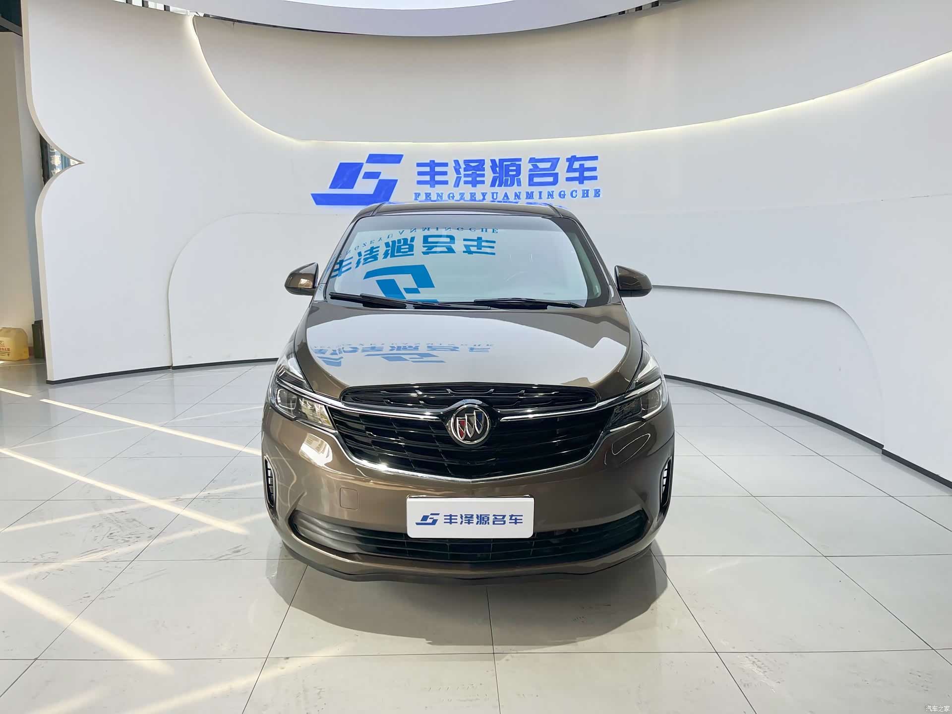 Buick GL8, 2021 2
