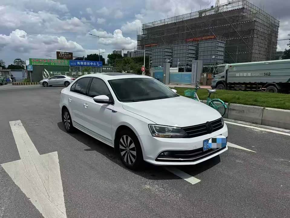 Volkswagen Sagitar