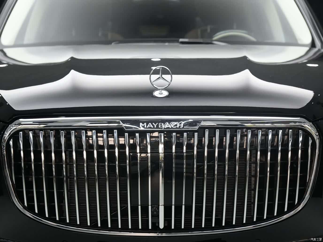 Maybach GLS, 2024 8