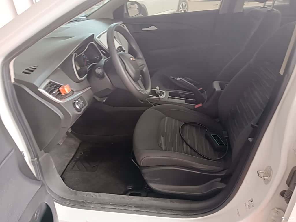 Chevrolet 320, 2018 15