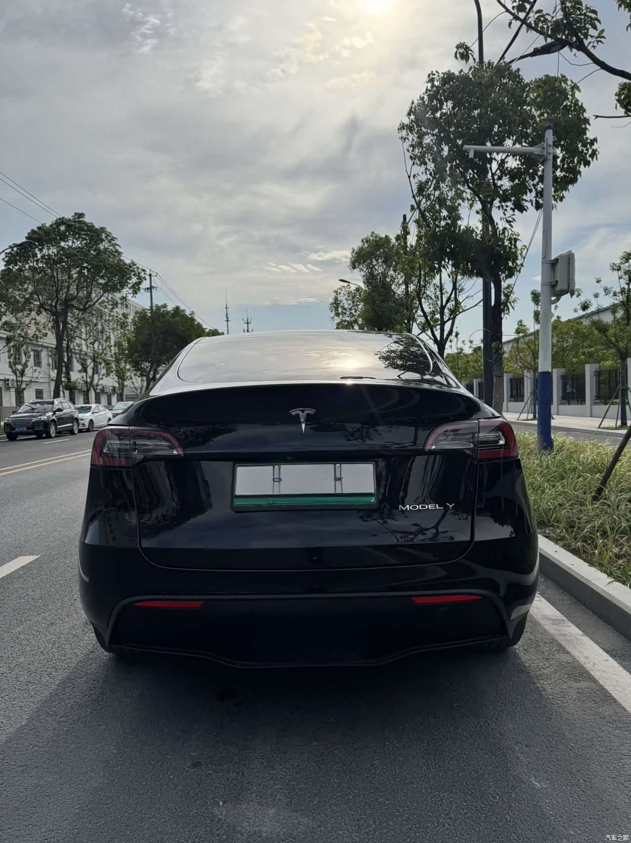 Tesla Model Y, 2022 11
