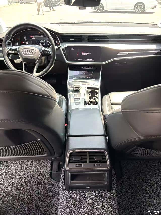 Audi A7, 2020 все фото