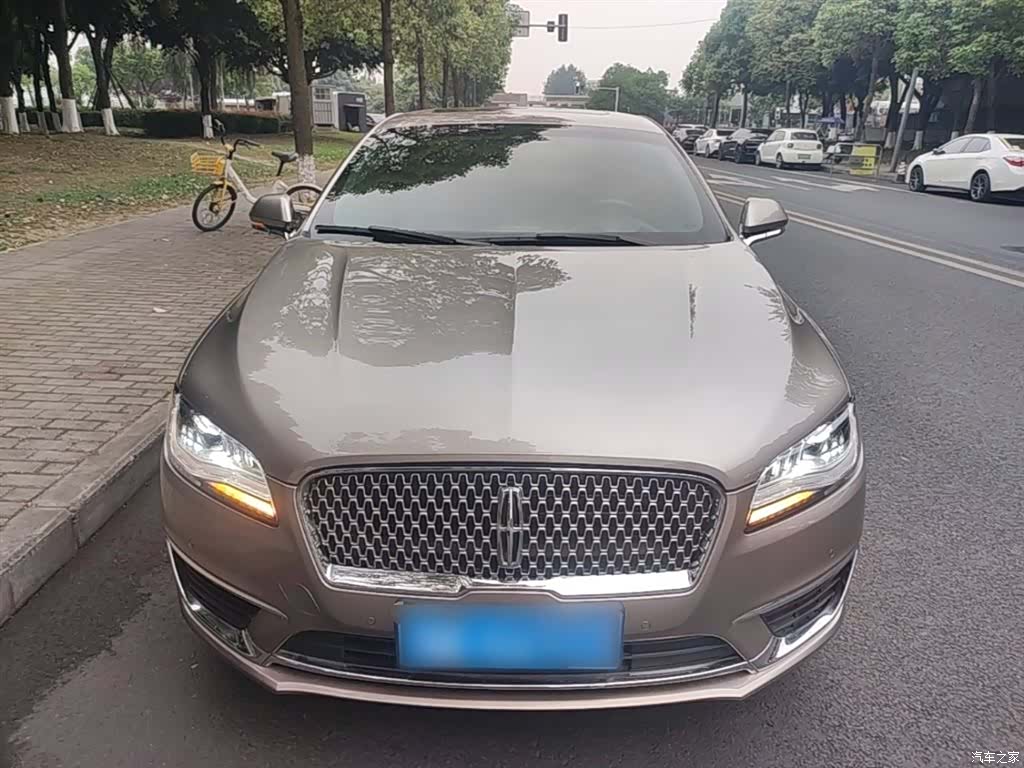 Lincoln MKZ, 2018 3