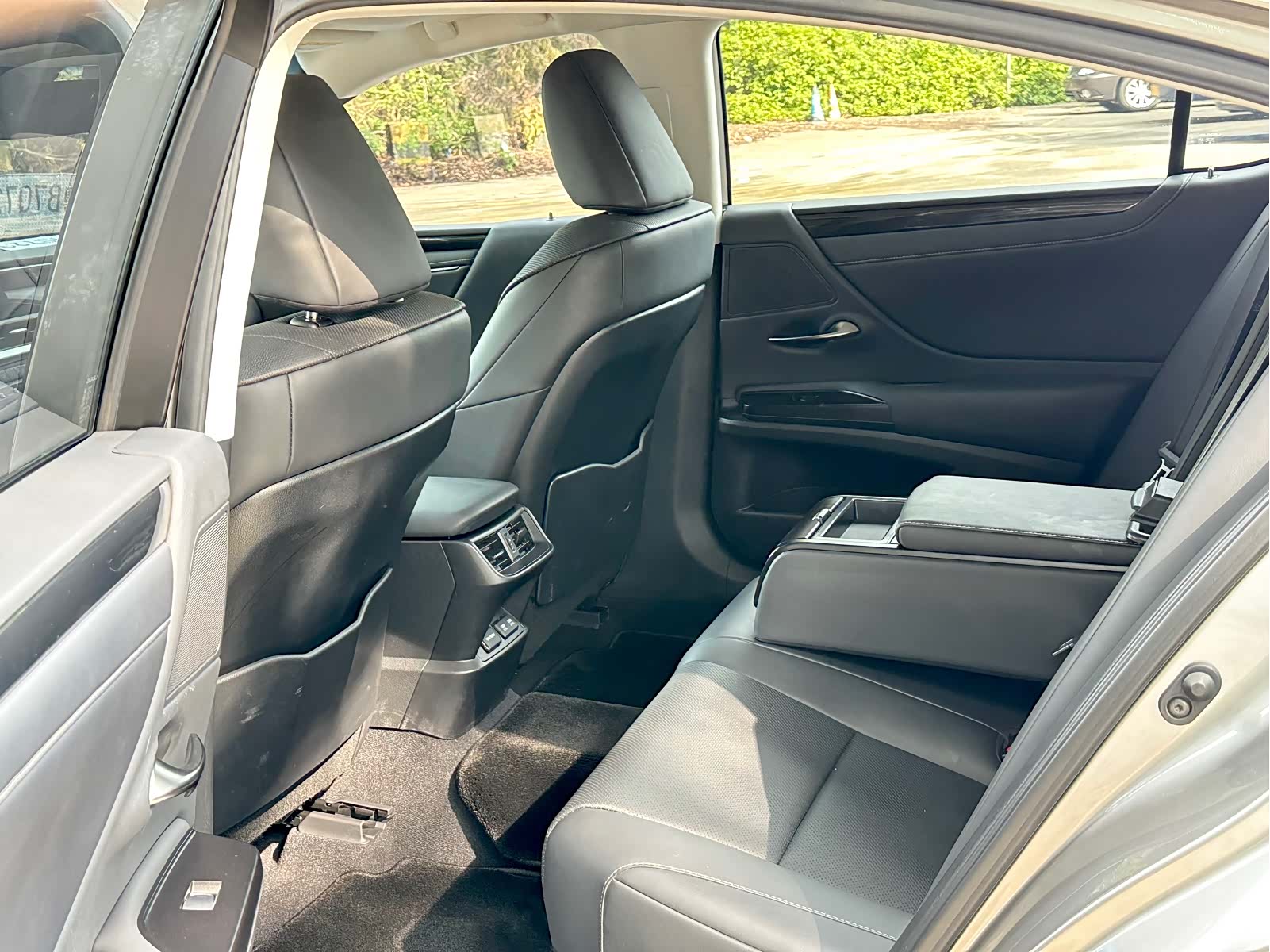 Lexus ES, 2021 9