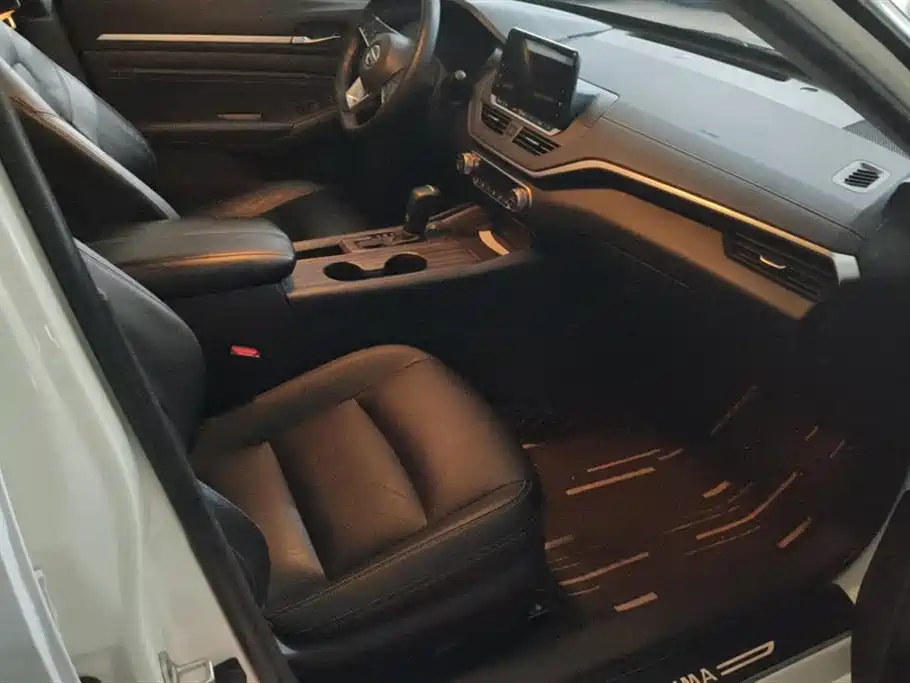 Nissan Teana Nissan Teana