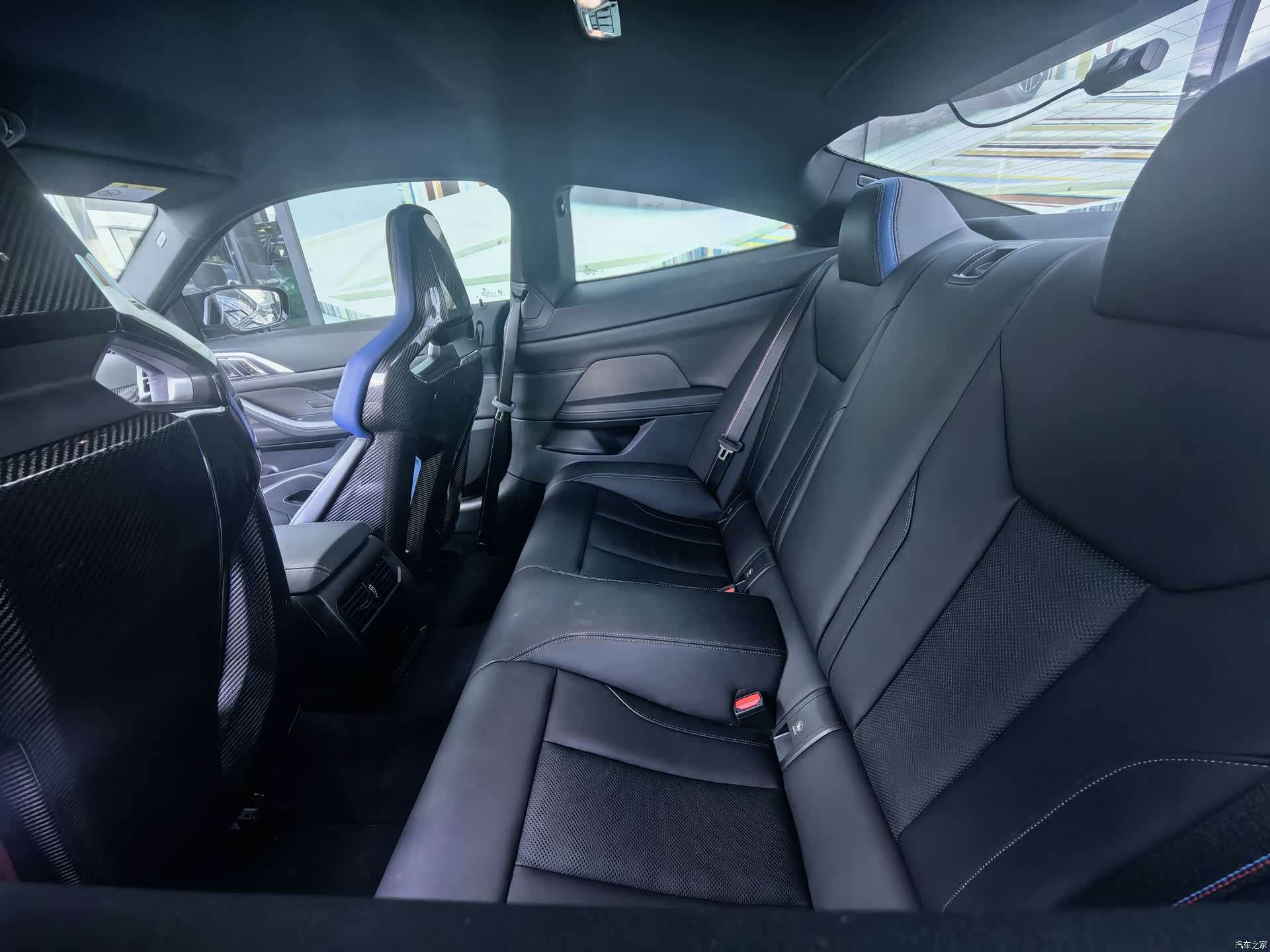 BMW M4, 2025 7