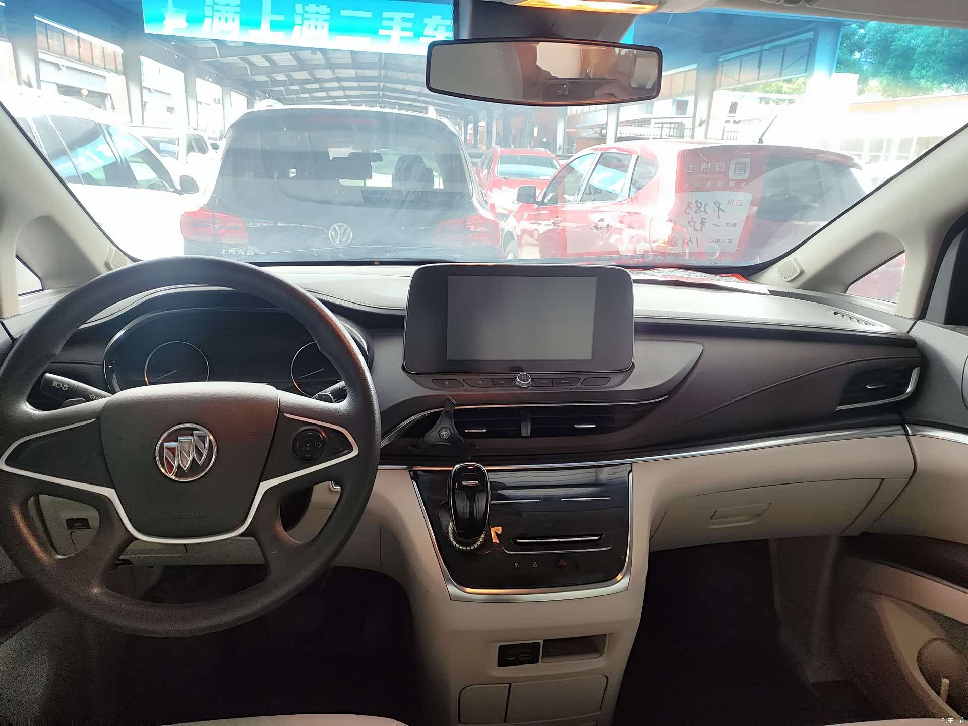 Buick GL8, 2021 8