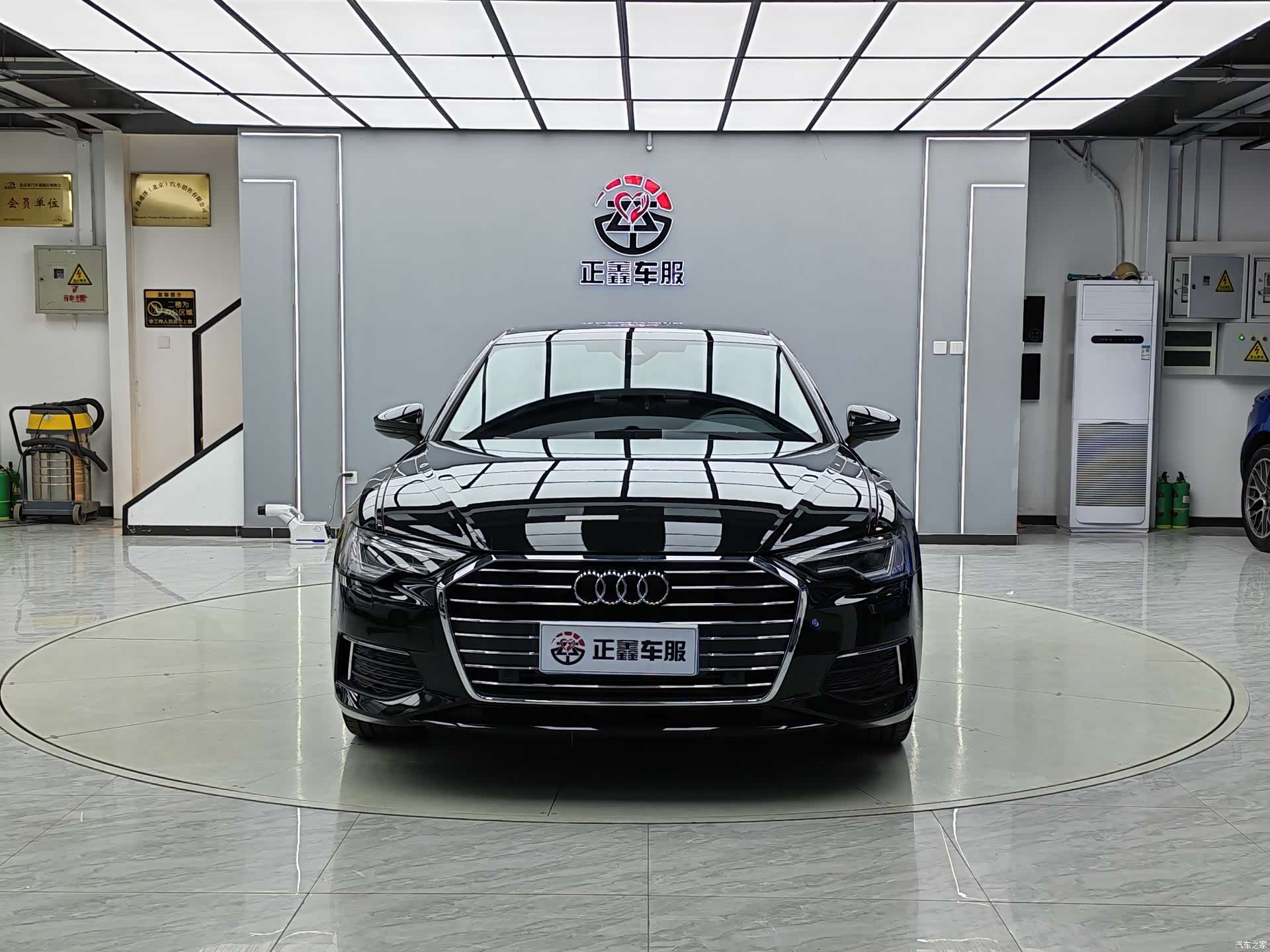 Audi A6L, 2022 2