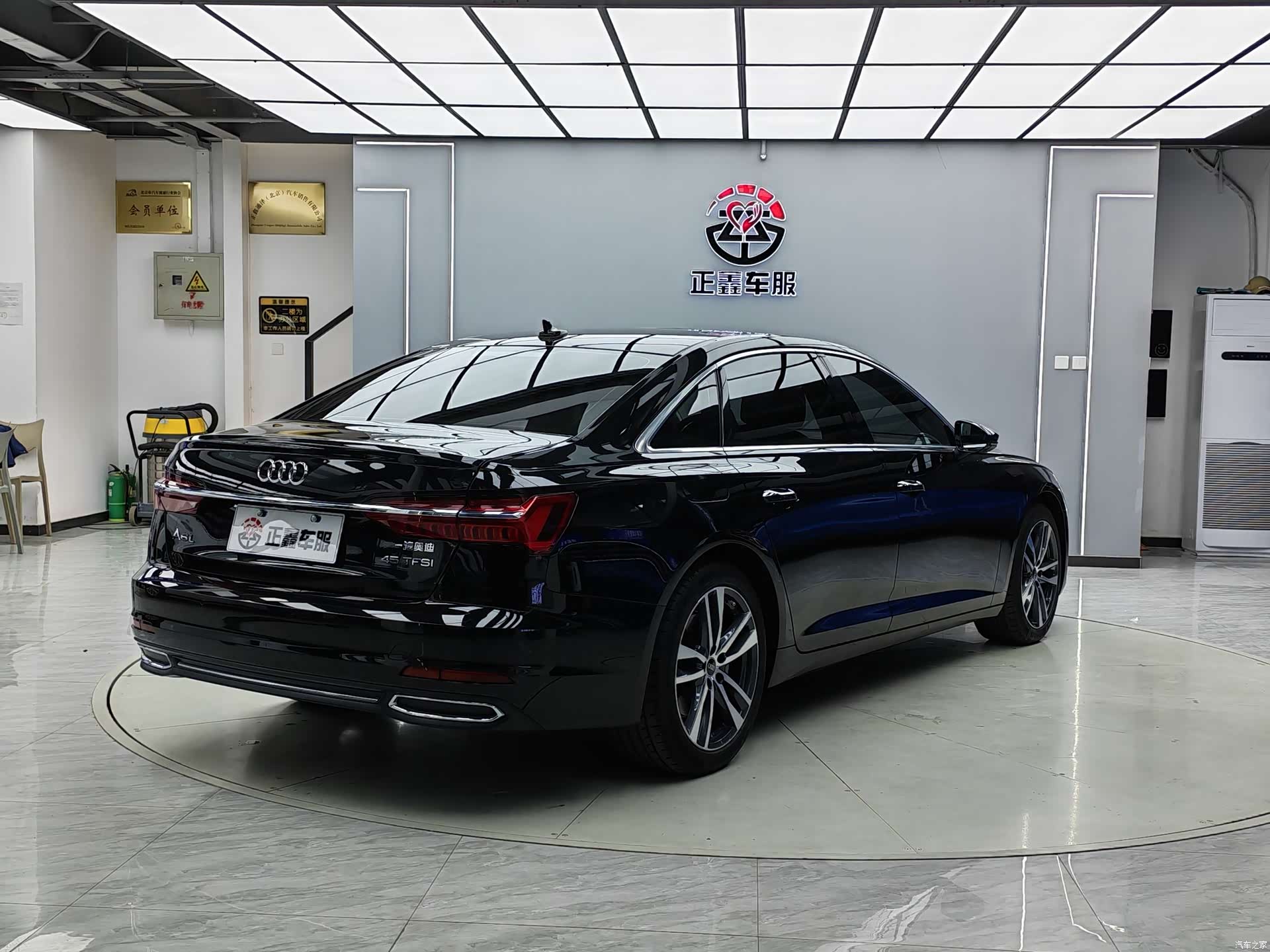 Audi A6L, 2022 14