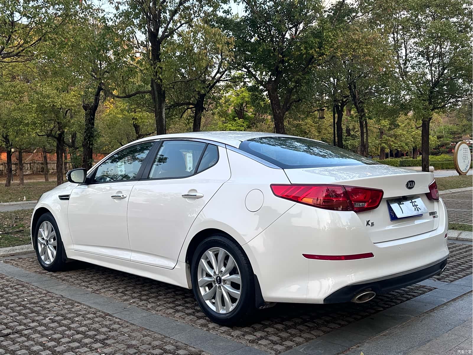 Kia K5, 2015 9